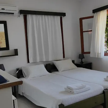 Staggia Apartmanhotel Számi